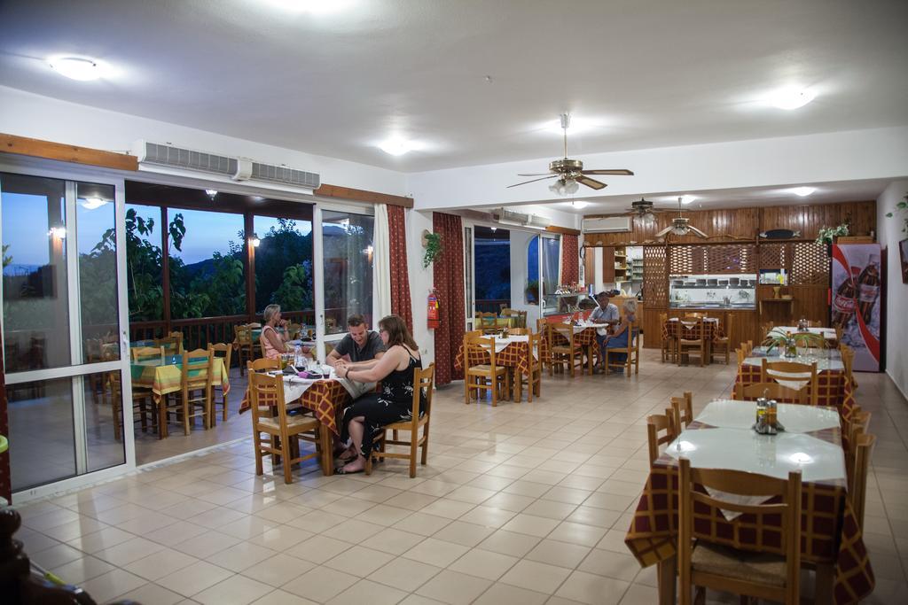 Ammoudi Hotel Damnoni Buitenkant foto